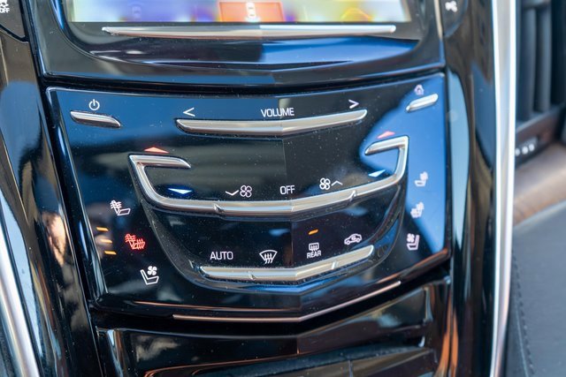 Used 2019 Cadillac Escalade Luxury image 33