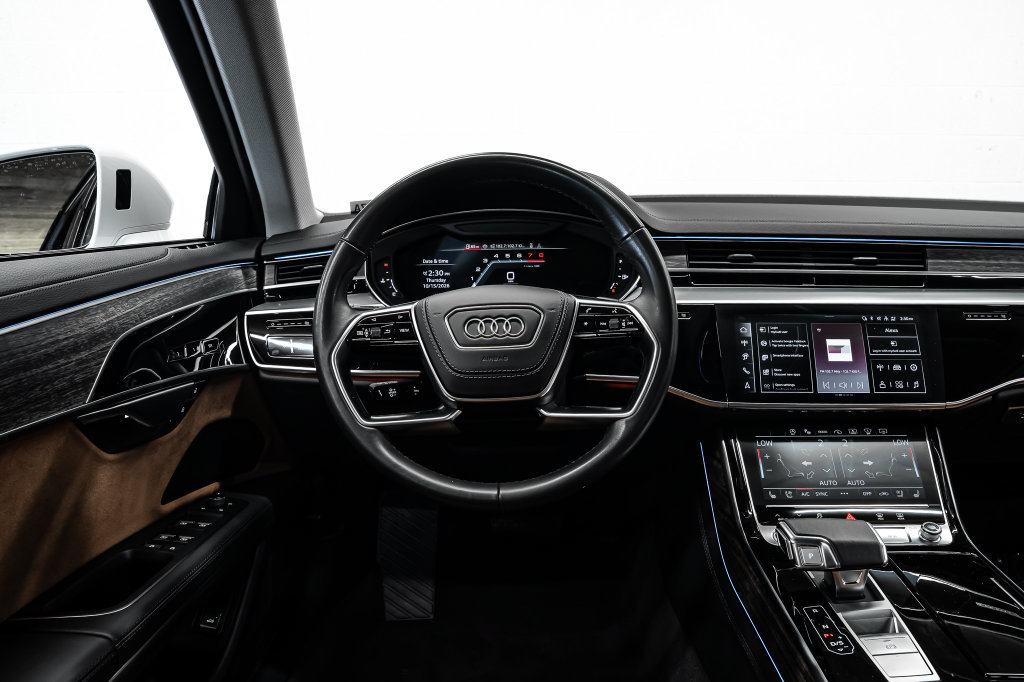 Used 2024 Audi A8 L 3.0T AWD/4WD image 21