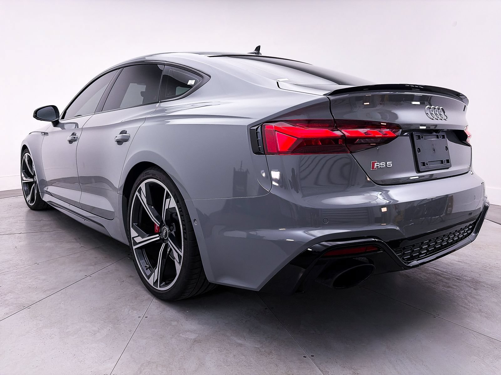 Used 2021 Audi RS 5 Sportback AWD/4WD image 32