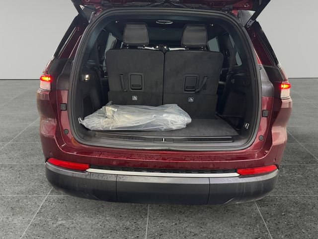 New 2026 Jeep Grand Cherokee L Limited AWD/4WD image 13