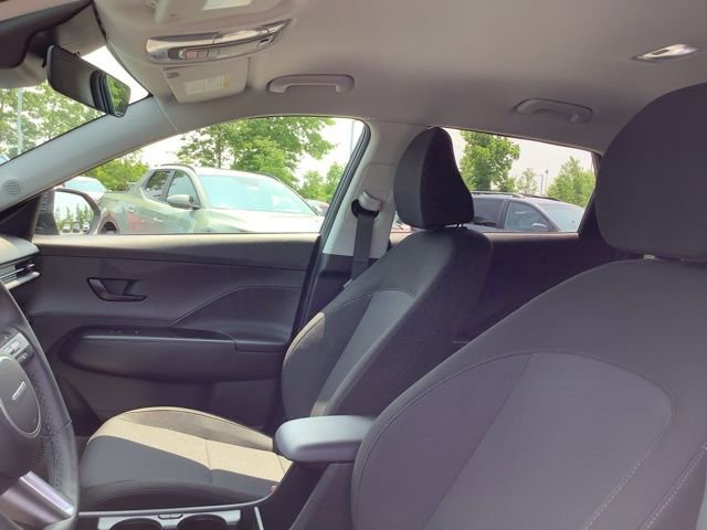Used 2025 Hyundai Kona SEL image 19