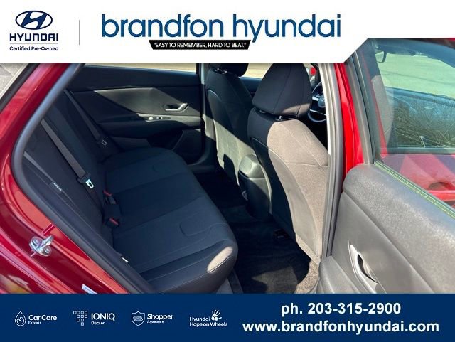 Certified 2026 Hyundai Elantra SE w/ Cargo Package FWD image 25