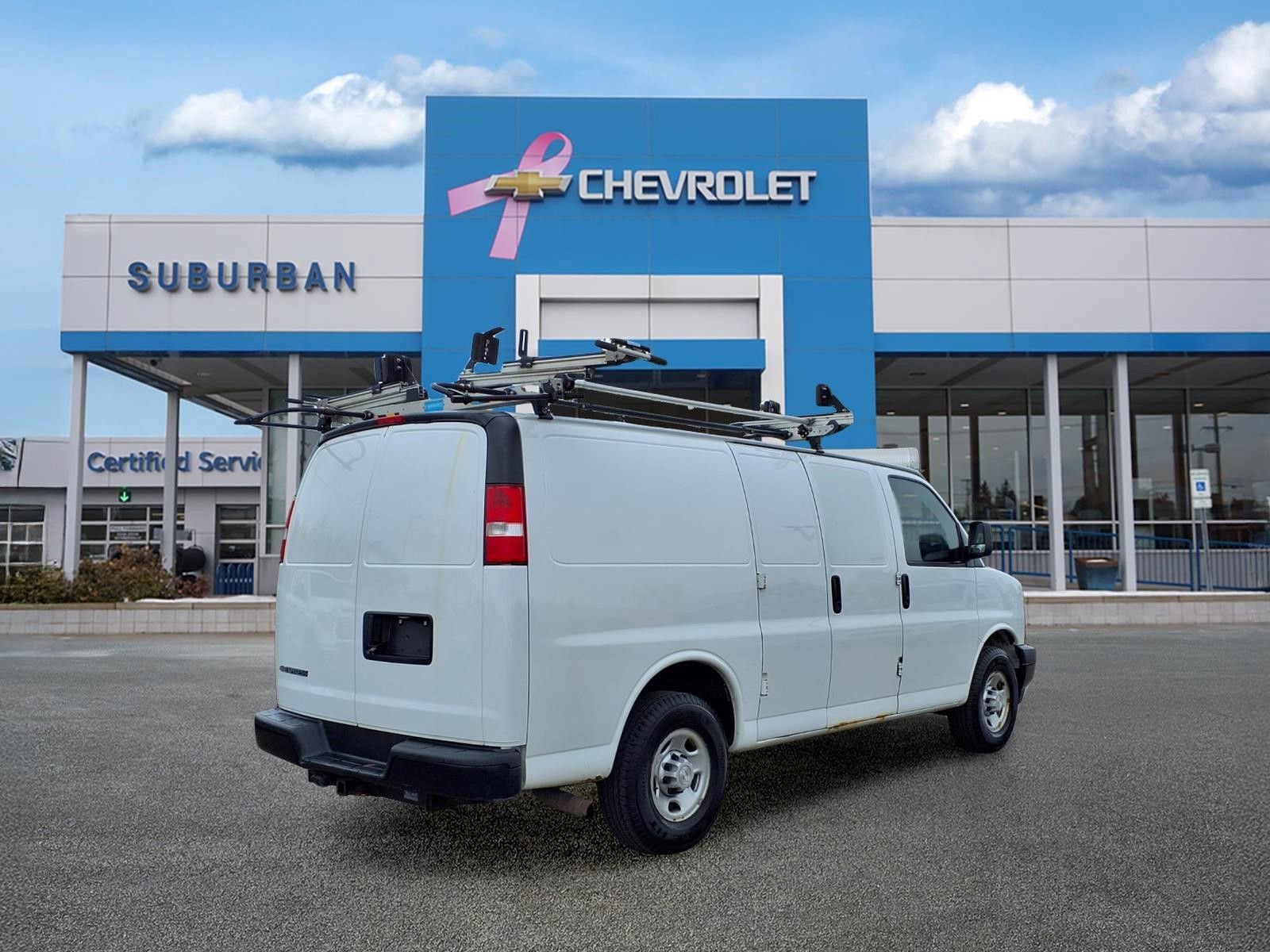 Used 2019 Chevrolet Express 2500 w/ Enhanced Convenience Package RWD image 5