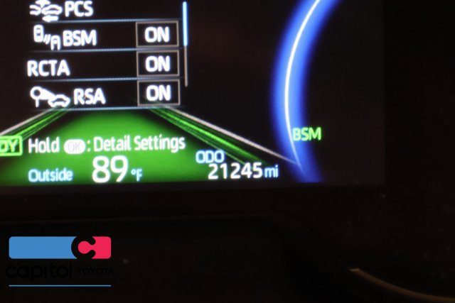Certified 2025 Toyota RAV4 XLE AWD/4WD image 17