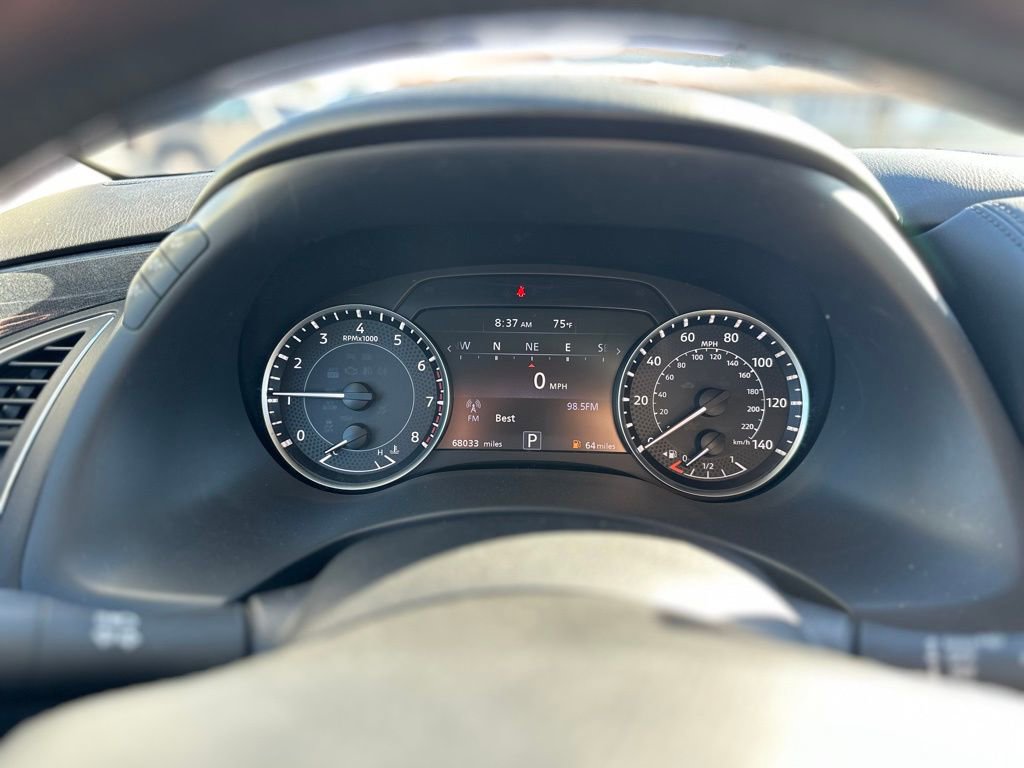 Used 2023 Nissan Armada SV image 15