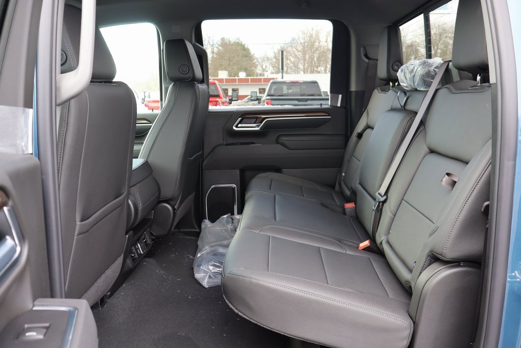 New 2026 Chevrolet Silverado 3500 LT w/ Trail Boss Package image 17