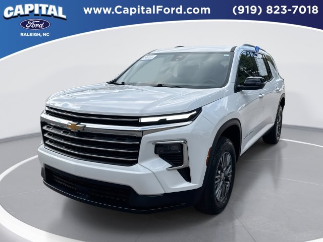 Used 2026 Chevrolet Traverse LT