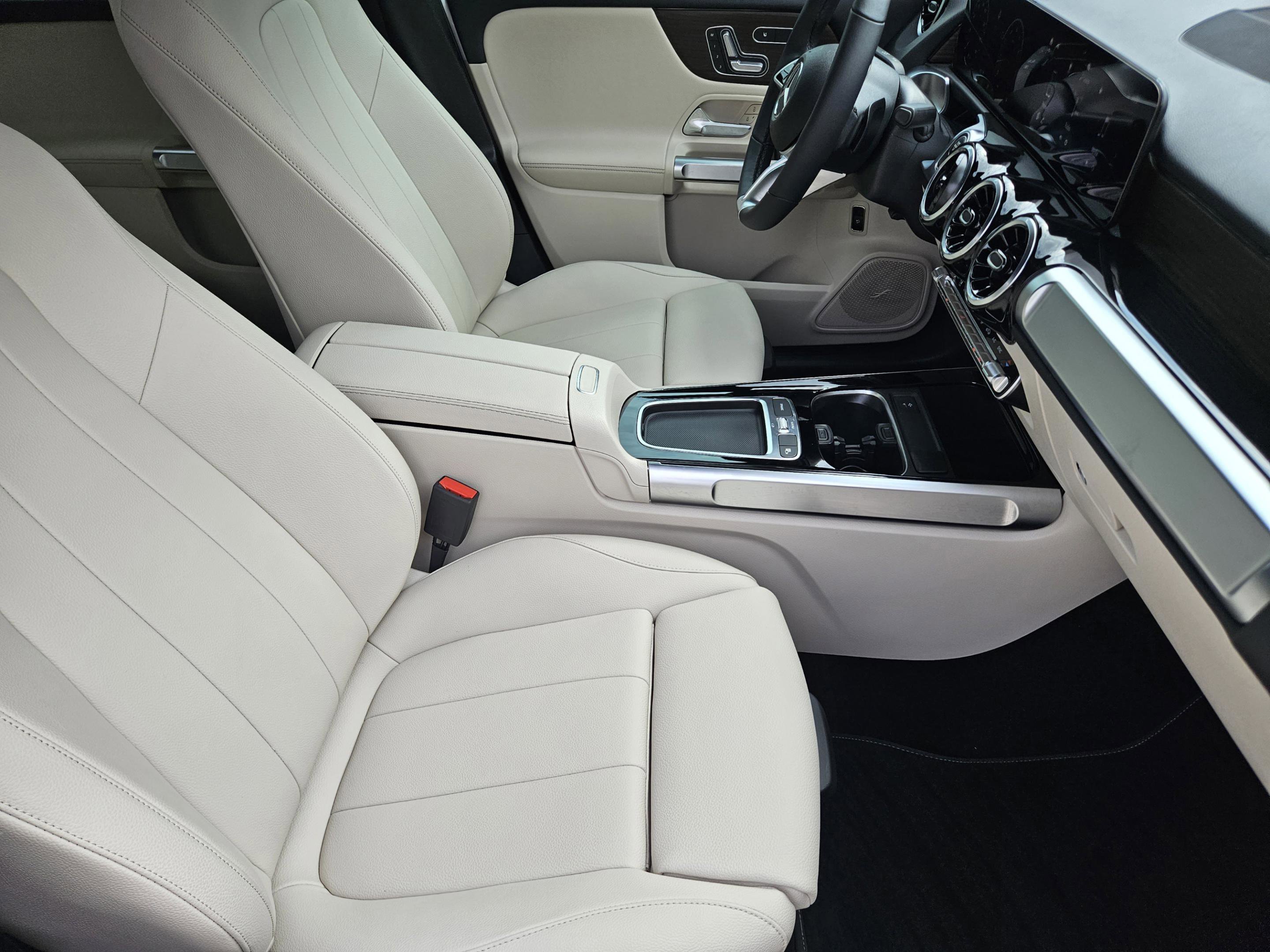 Certified 2026 Mercedes-Benz GLB 250 image 14