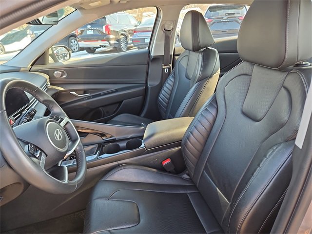 Certified 2024 Hyundai Elantra Limited image 25