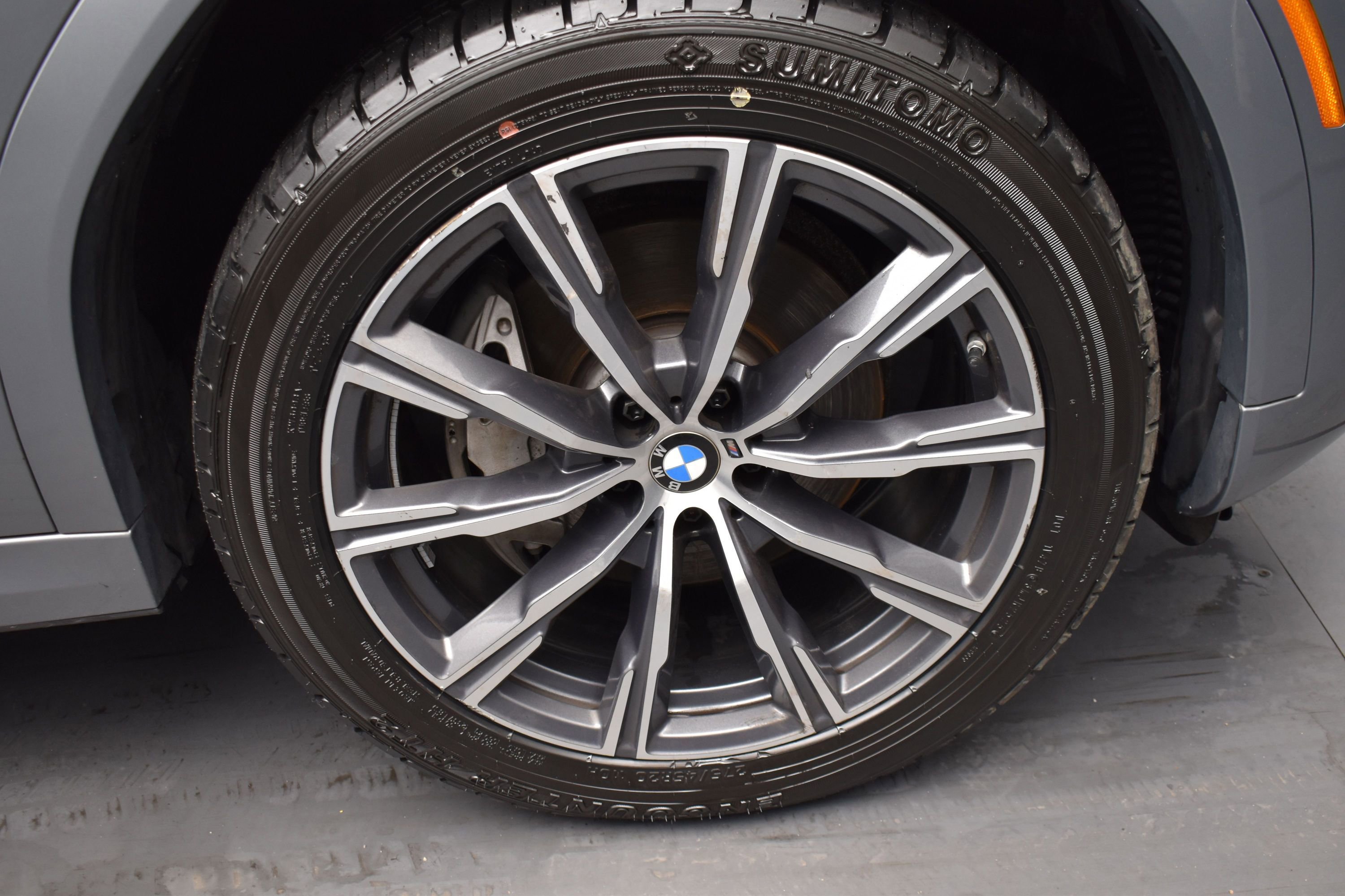 Used 2025 BMW X6 xDrive40i AWD/4WD image 16