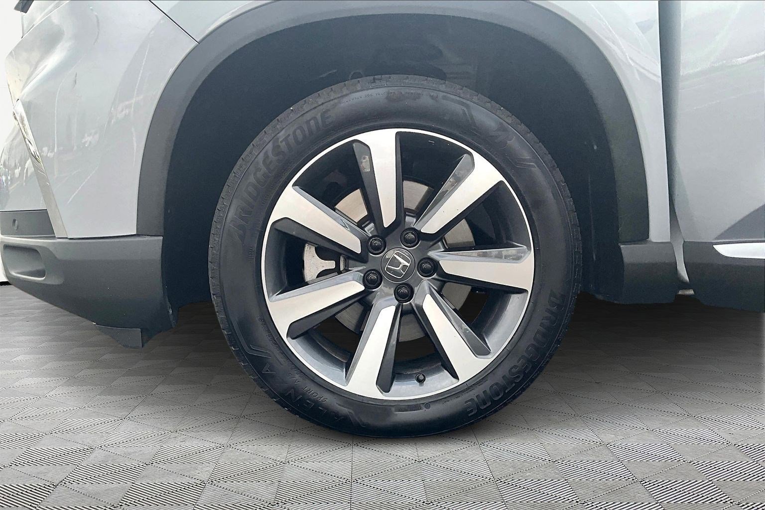 Used 2023 Honda Pilot Touring image 35