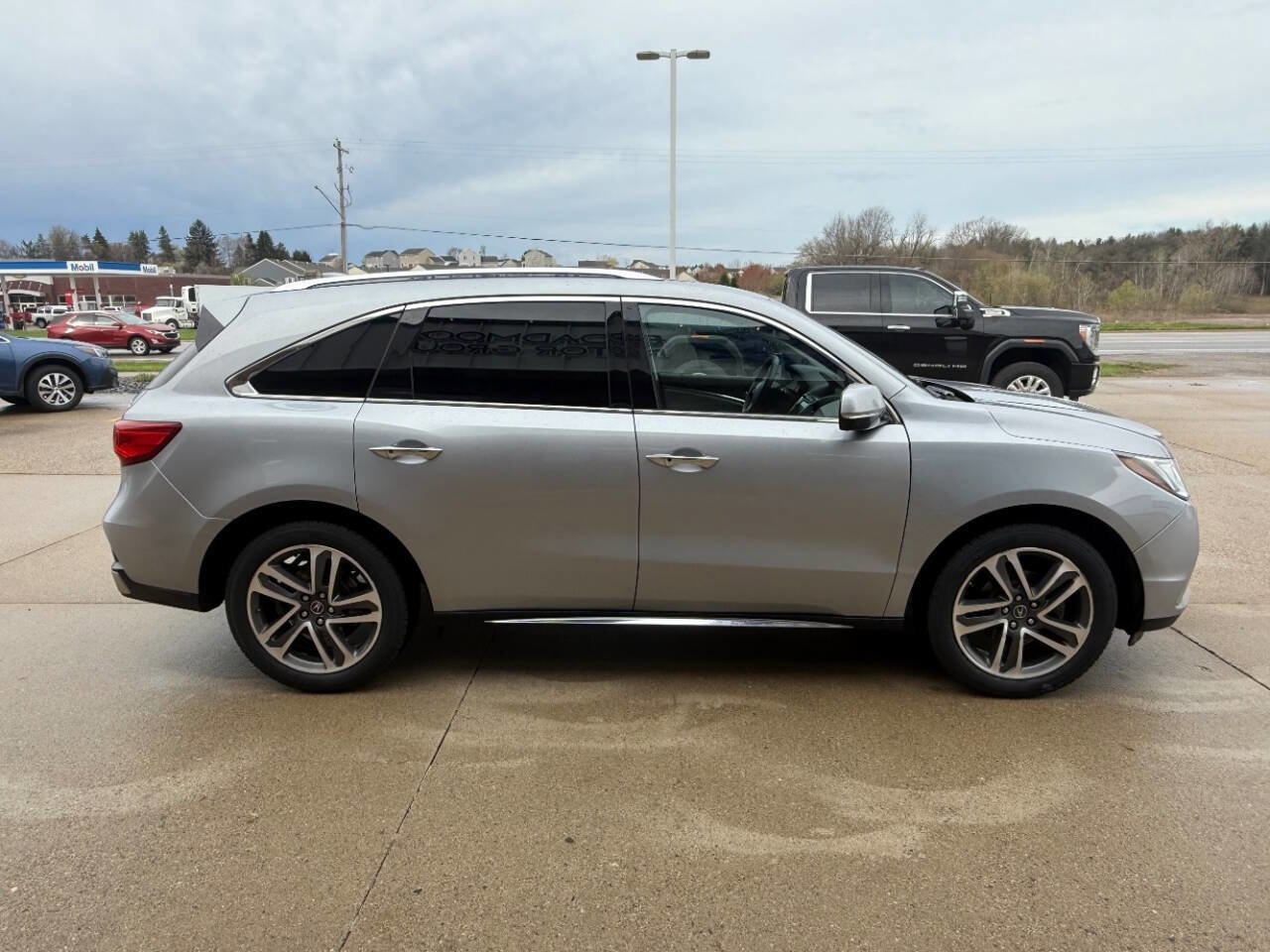 Used 2017 Acura MDX SH-AWD w/ Advance Package image 6