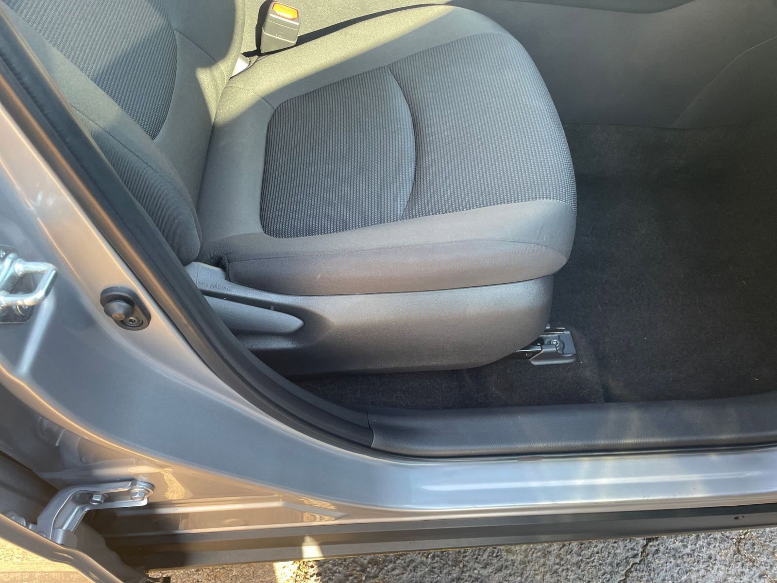 Used 2025 Toyota RAV4 LE image 27