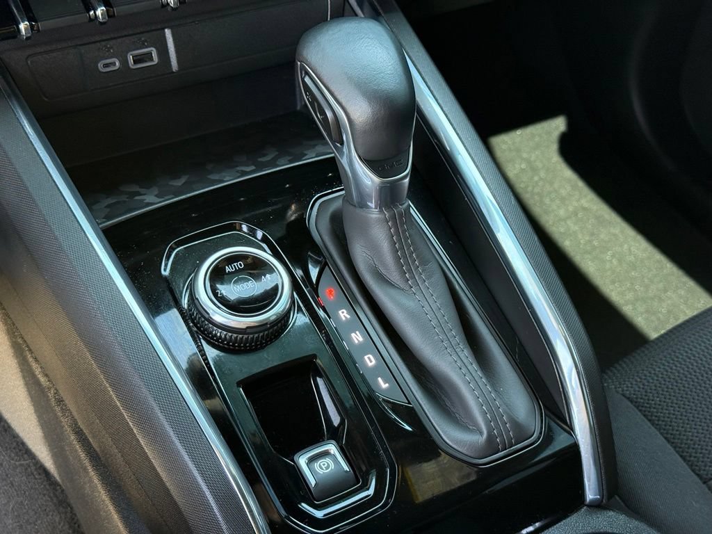 Used 2024 GMC Canyon Elevation AWD/4WD image 11