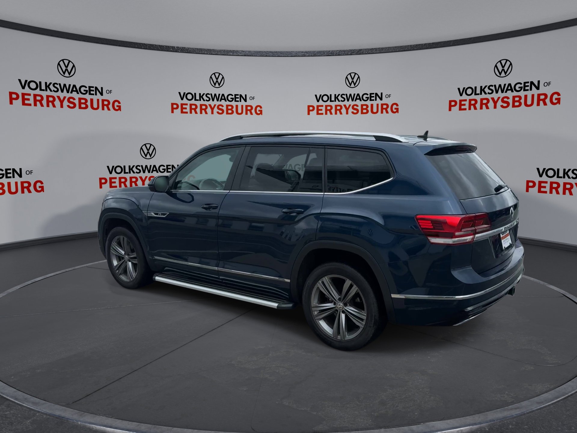 Used 2019 Volkswagen Atlas SEL R-Line image 6