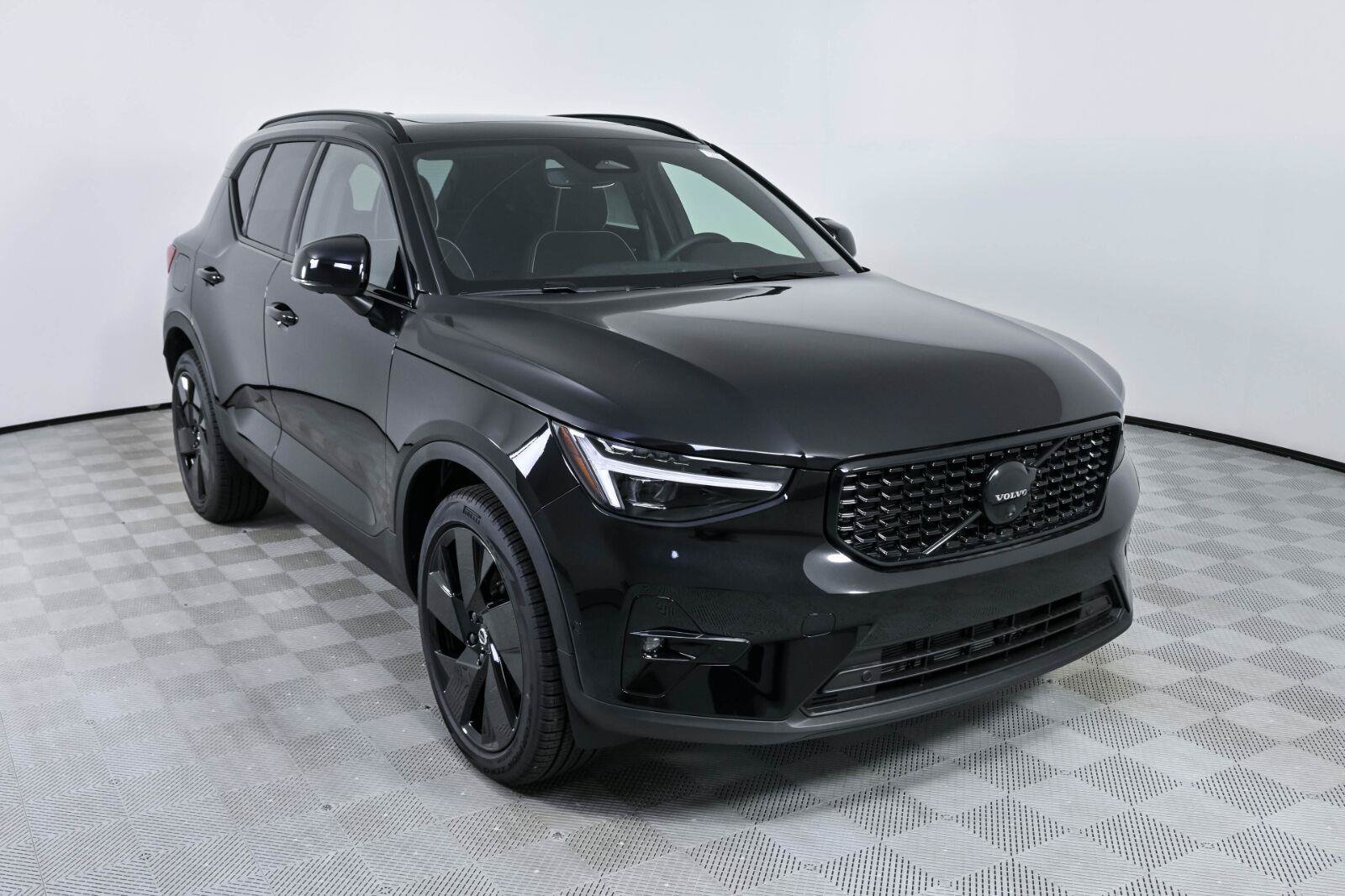 New 2026 Volvo XC40 B5 Ultra w/ Protection Package Premier AWD/4WD image 26