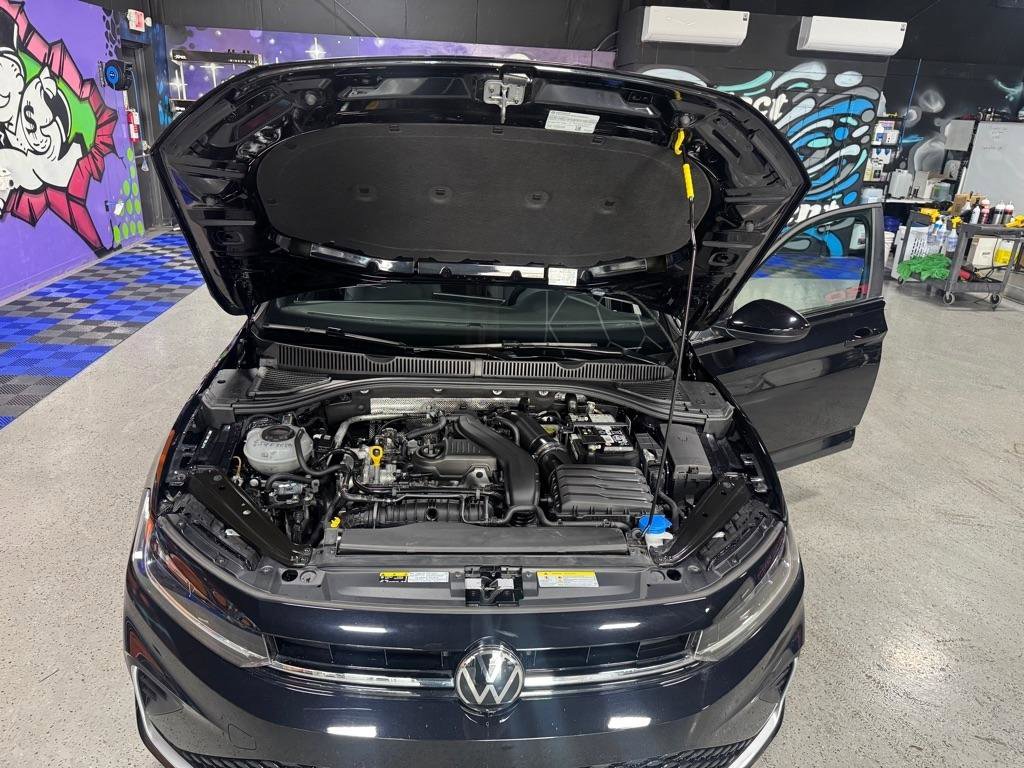 Used 2025 Volkswagen Jetta SE image 13