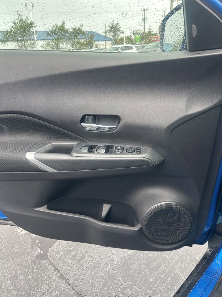 Certified 2024 Nissan Kicks SV w/ Exterior Package FWD image 7