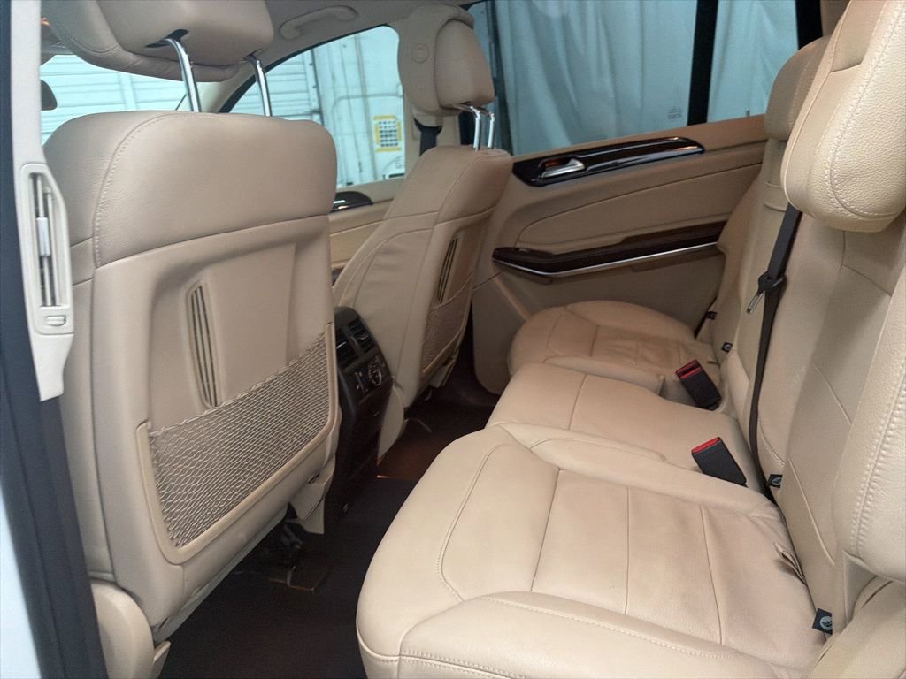 Used 2017 Mercedes-Benz GLS 550 4MATIC image 18