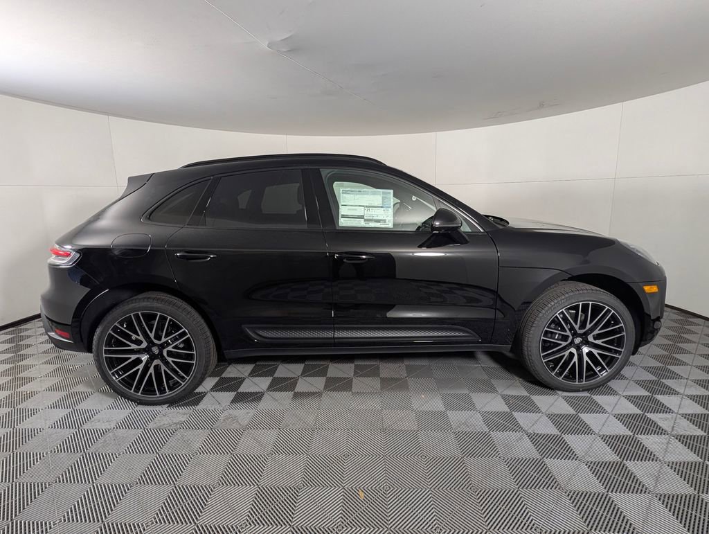 New 2026 Porsche Macan image 9