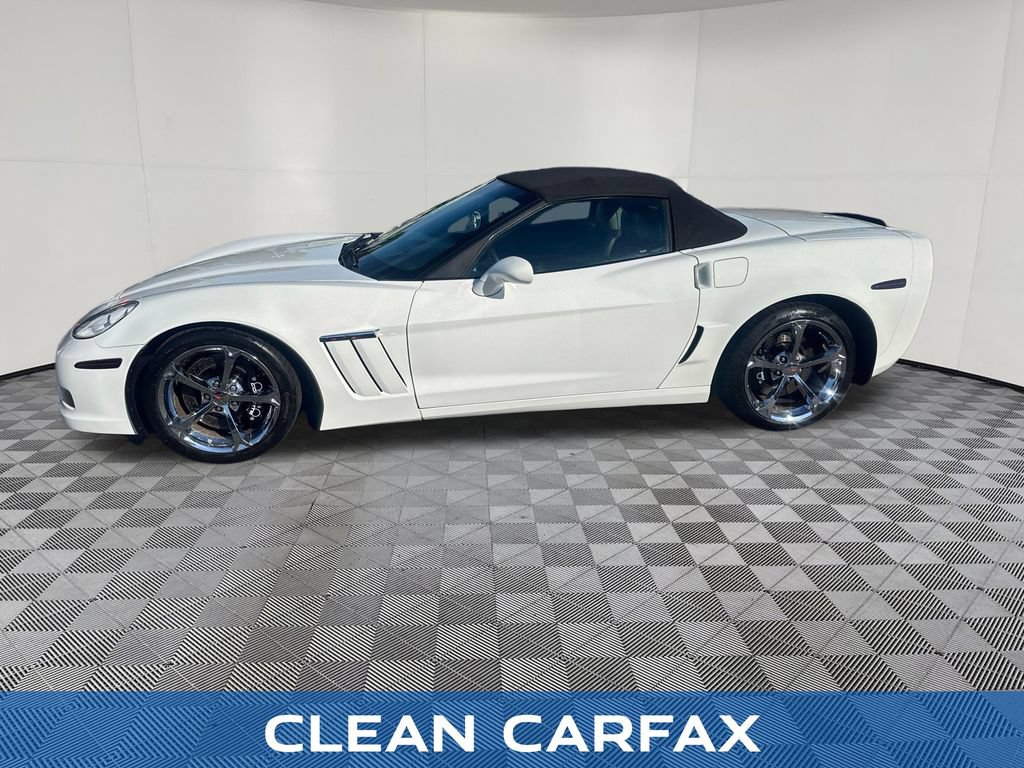 Used 2013 Chevrolet Corvette Grand Sport w/ 3LT Preferred Equipment Group RWD image 2