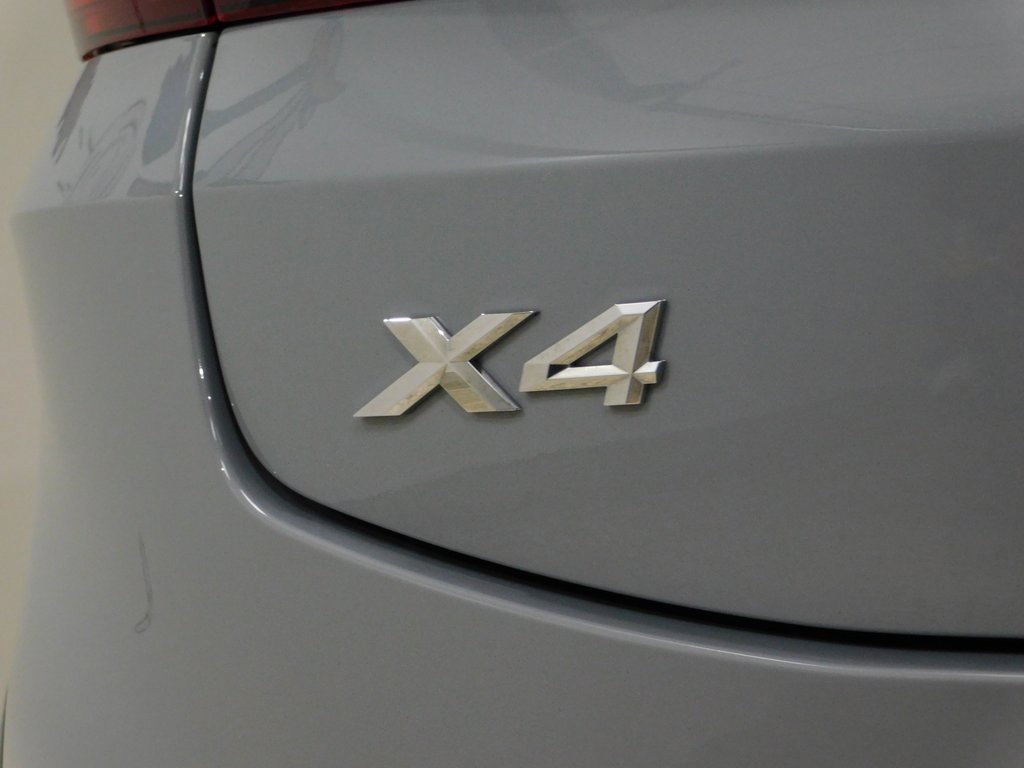 Used 2023 BMW X4 xDrive30i image 88