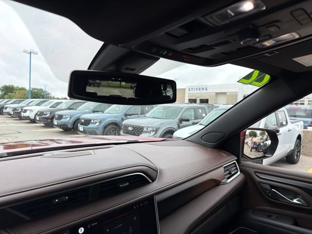 Used 2022 GMC Yukon XL Denali w/ Max Trailering Package AWD/4WD image 32