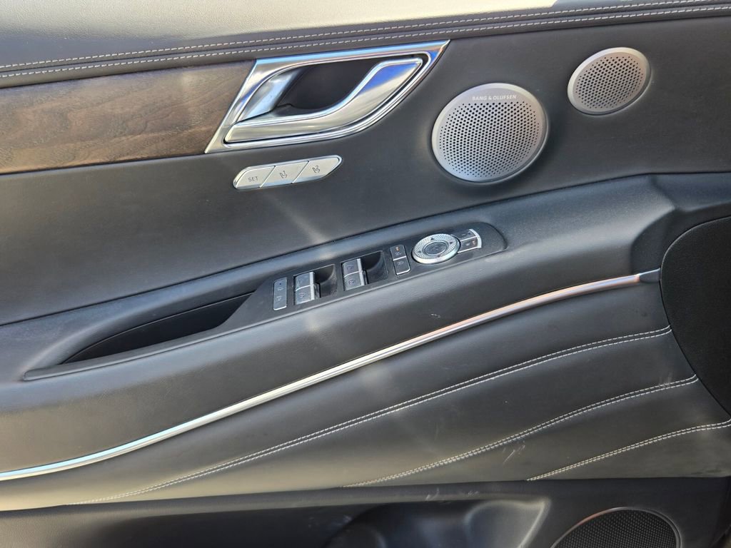 Used 2025 Genesis GV80 3.5T Advanced image 28