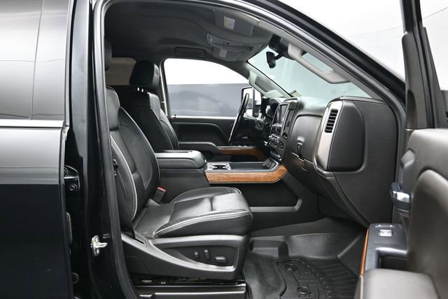 Used 2019 Chevrolet Silverado 2500 High Country w/ Duramax Plus Package AWD/4WD image 30