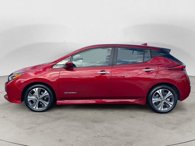 Used 2019 Nissan Leaf SV w/ SV Technology Package FWD image 3