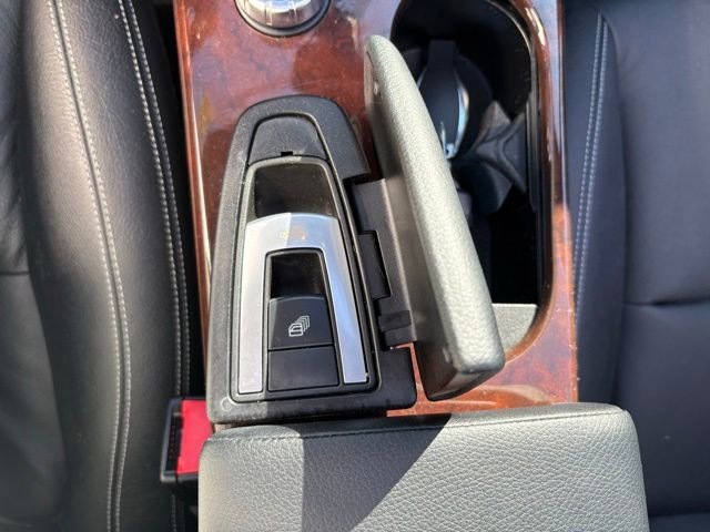 Used 2012 Mercedes-Benz SLK 350 image 26