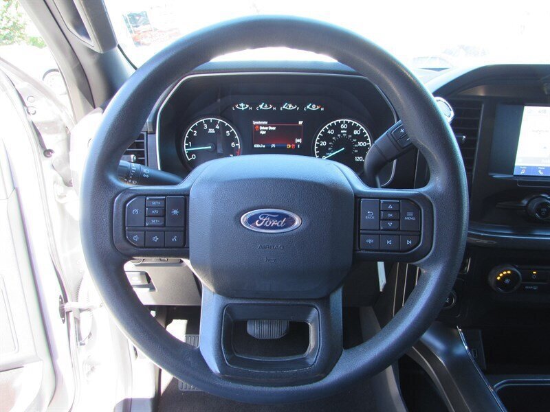 Used 2022 Ford F150 XL w/ STX Appearance Package RWD image 11