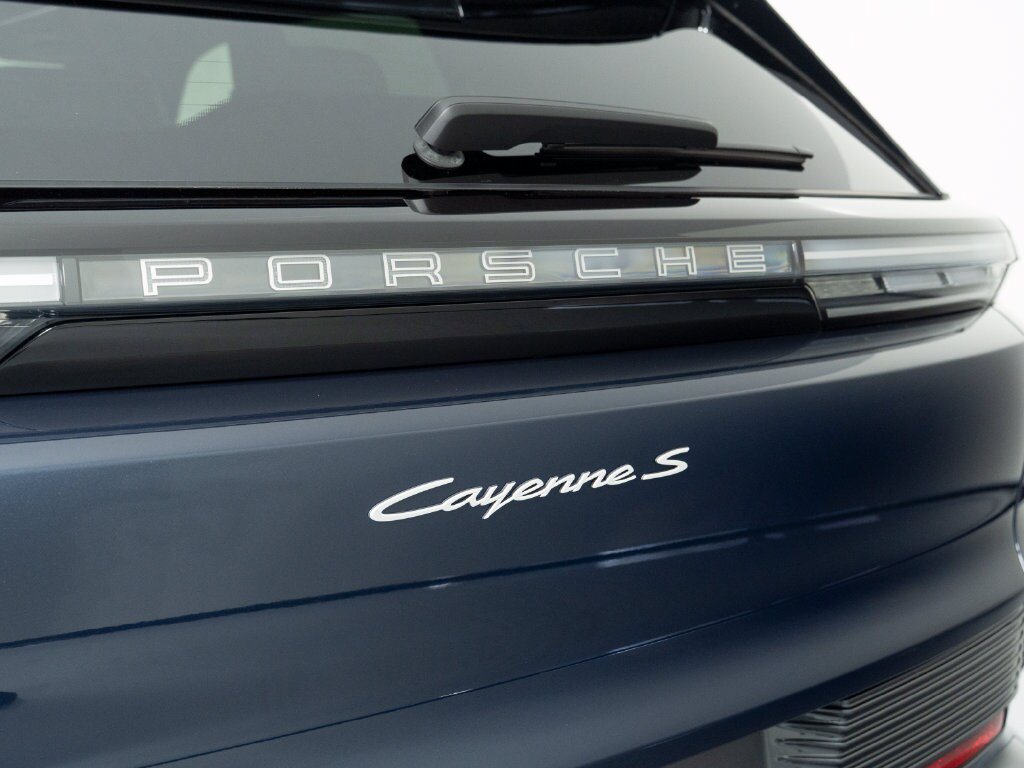 New 2026 Porsche Cayenne S AWD/4WD image 47