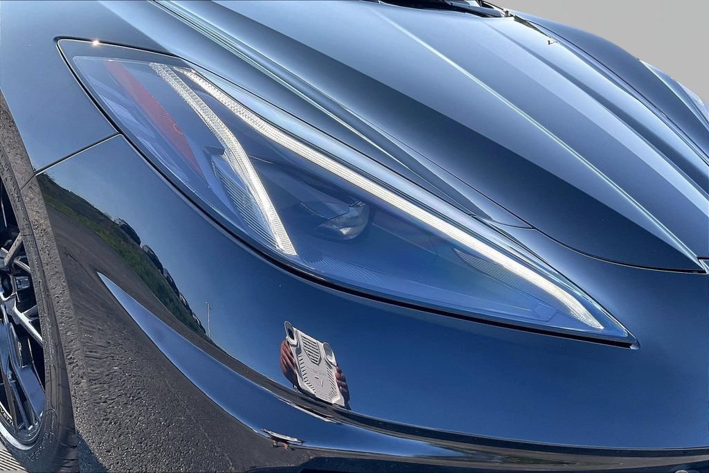 Used 2024 Chevrolet Corvette Stingray Coupe w/ 1LT RWD image 32