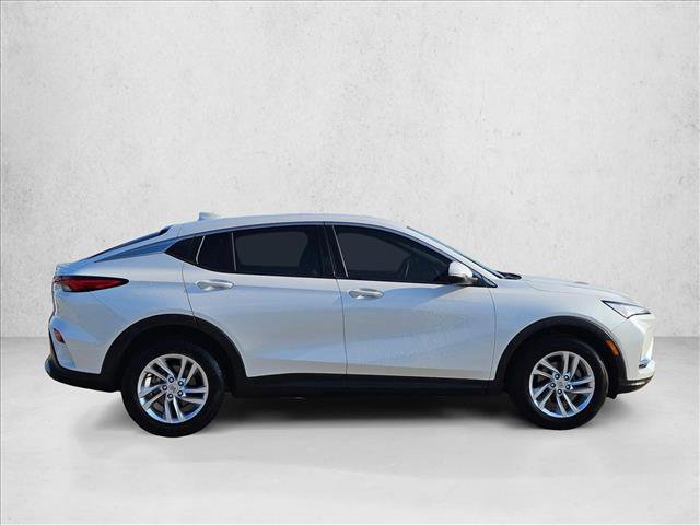 Used 2024 Buick Envista Preferred w/ Convenience I Package image 4