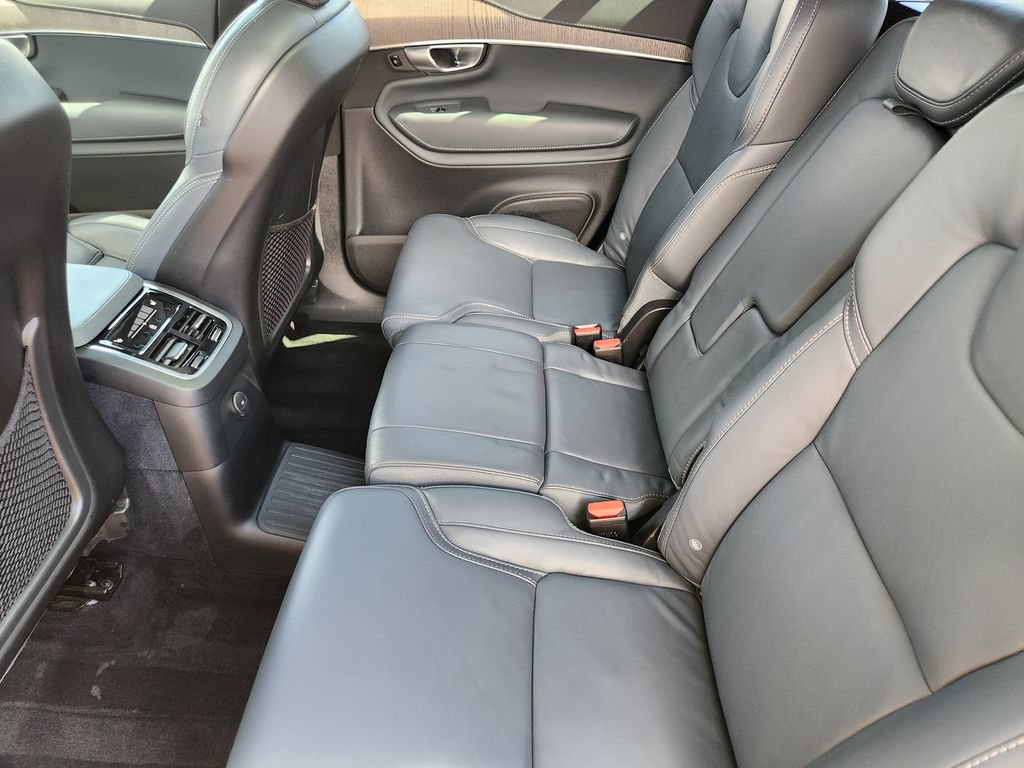 Used 2024 Volvo XC90 T8 Ultimate w/ Lounge Package AWD/4WD image 19