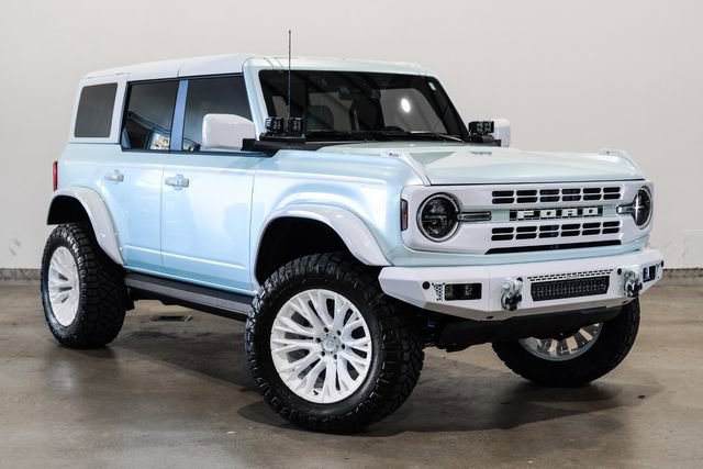 Used 2025 Ford Bronco Heritage Edition image 4