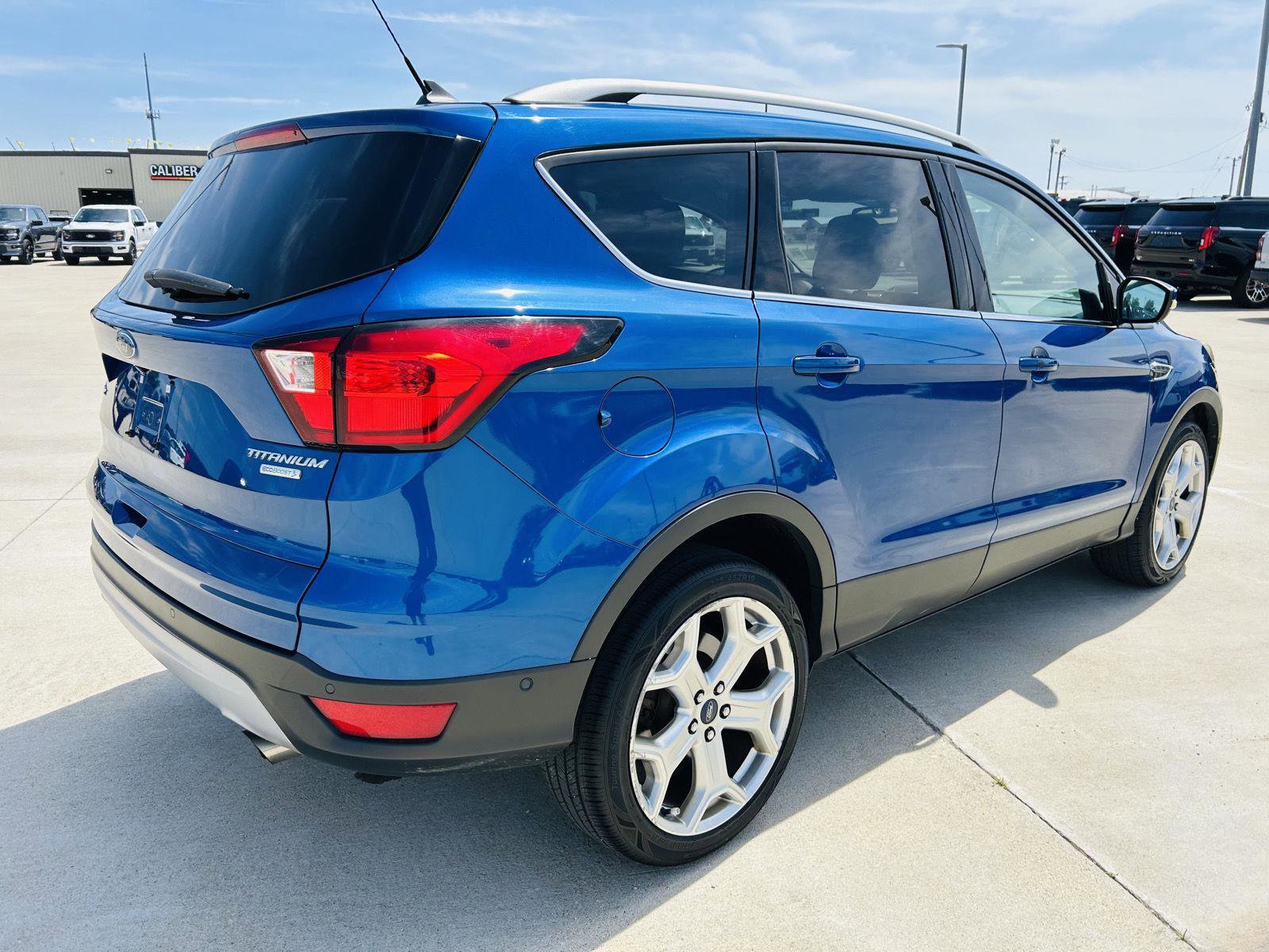Used 2019 Ford Escape Titanium FWD image 35