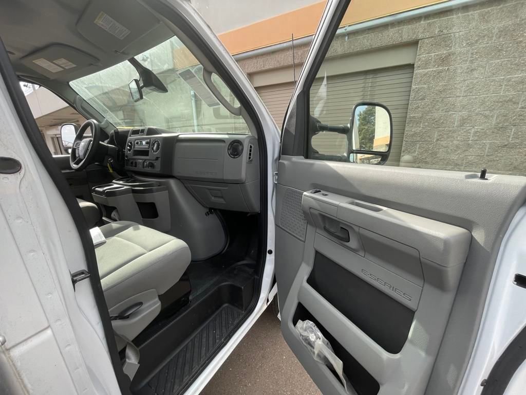 New 2024 Ford E-450 and Econoline 450 Super Duty w/ Driver's Safety Package image 27