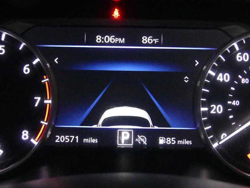Used 2025 Nissan Sentra SV FWD image 32