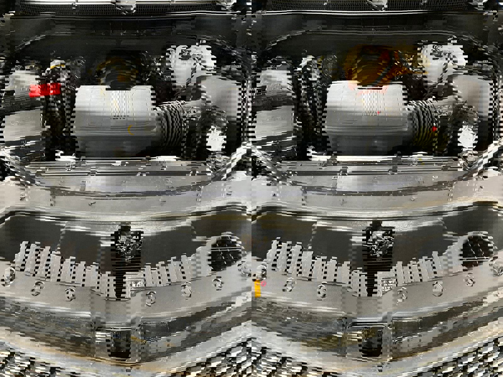 Used 2023 Cadillac Escalade Premium Luxury w/ Performance Package AWD/4WD image 11