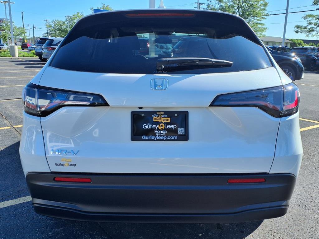 New 2026 Honda HR-V LX image 8