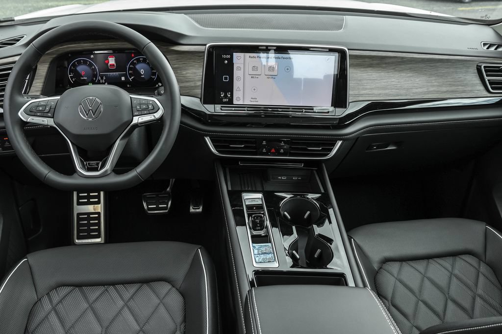 New 2026 Volkswagen Atlas SEL Premium R-Line AWD/4WD image 36