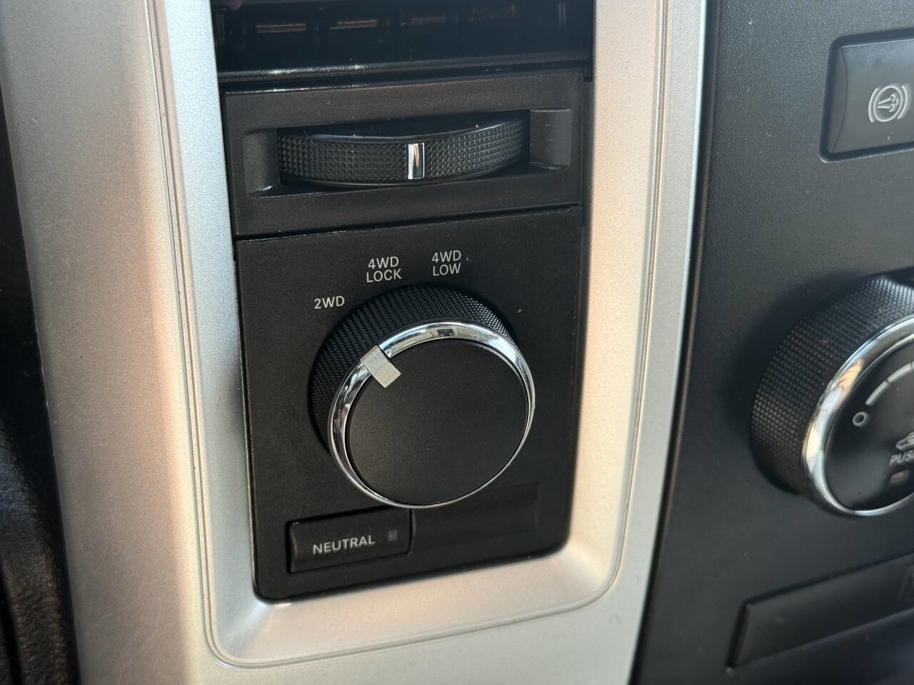 Used 2012 RAM 2500 Outdoorsman AWD/4WD image 32