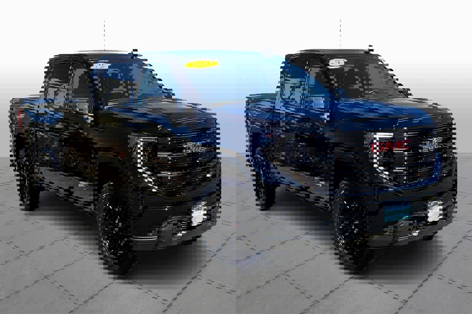 Certified 2022 GMC Sierra 1500 Elevation image 2