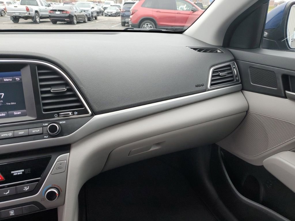 Used 2018 Hyundai Elantra SEL image 25