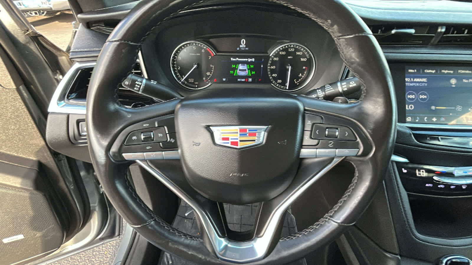 Used 2023 Cadillac XT6 Luxury AWD/4WD image 18