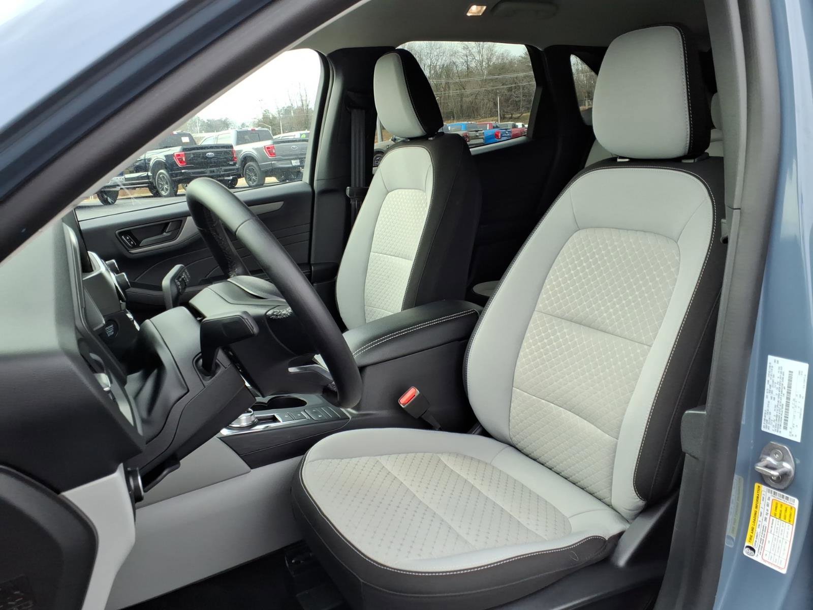 Certified 2024 Ford Escape Active FWD image 11