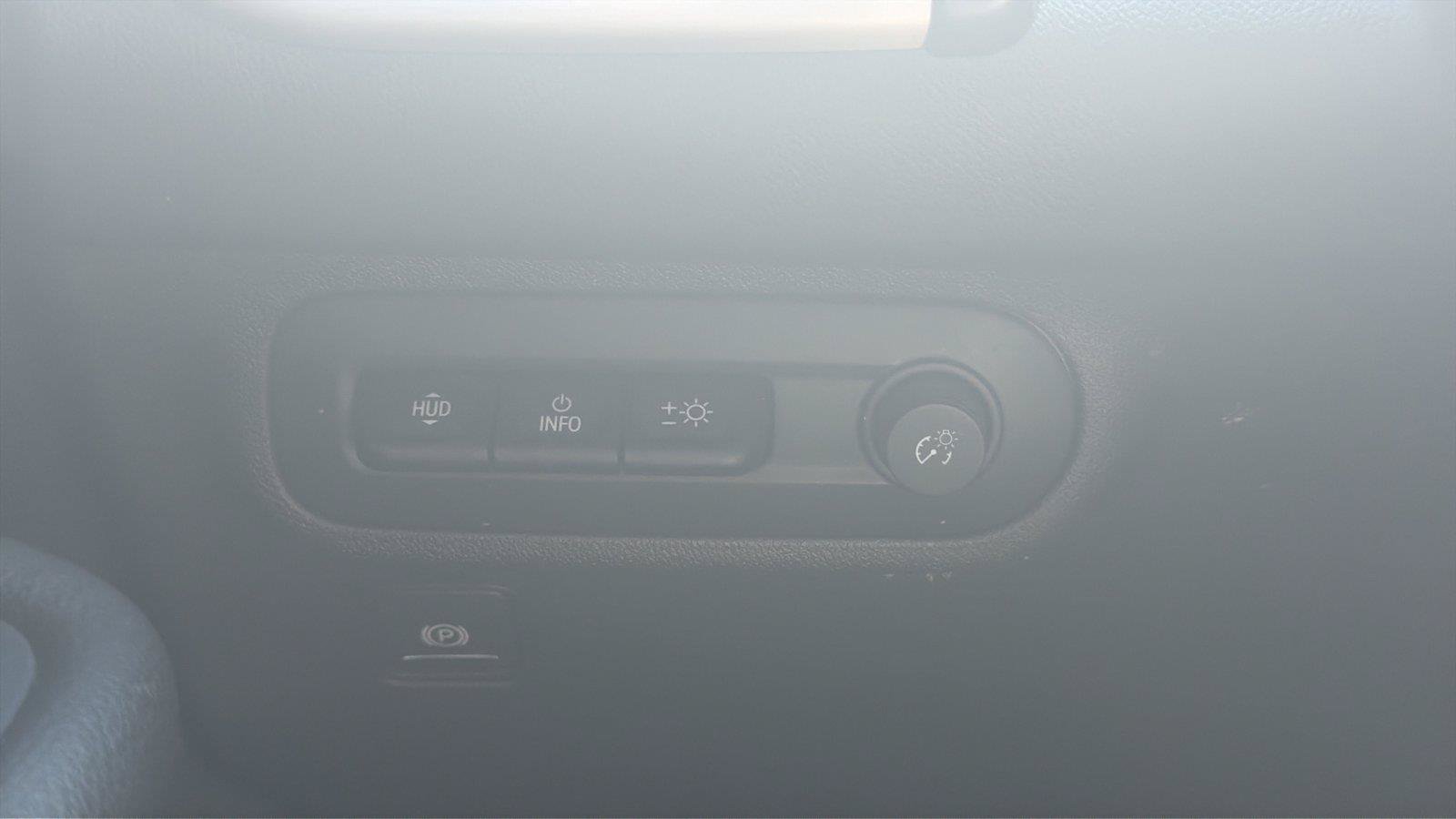 Used 2024 GMC Terrain Denali AWD/4WD image 14