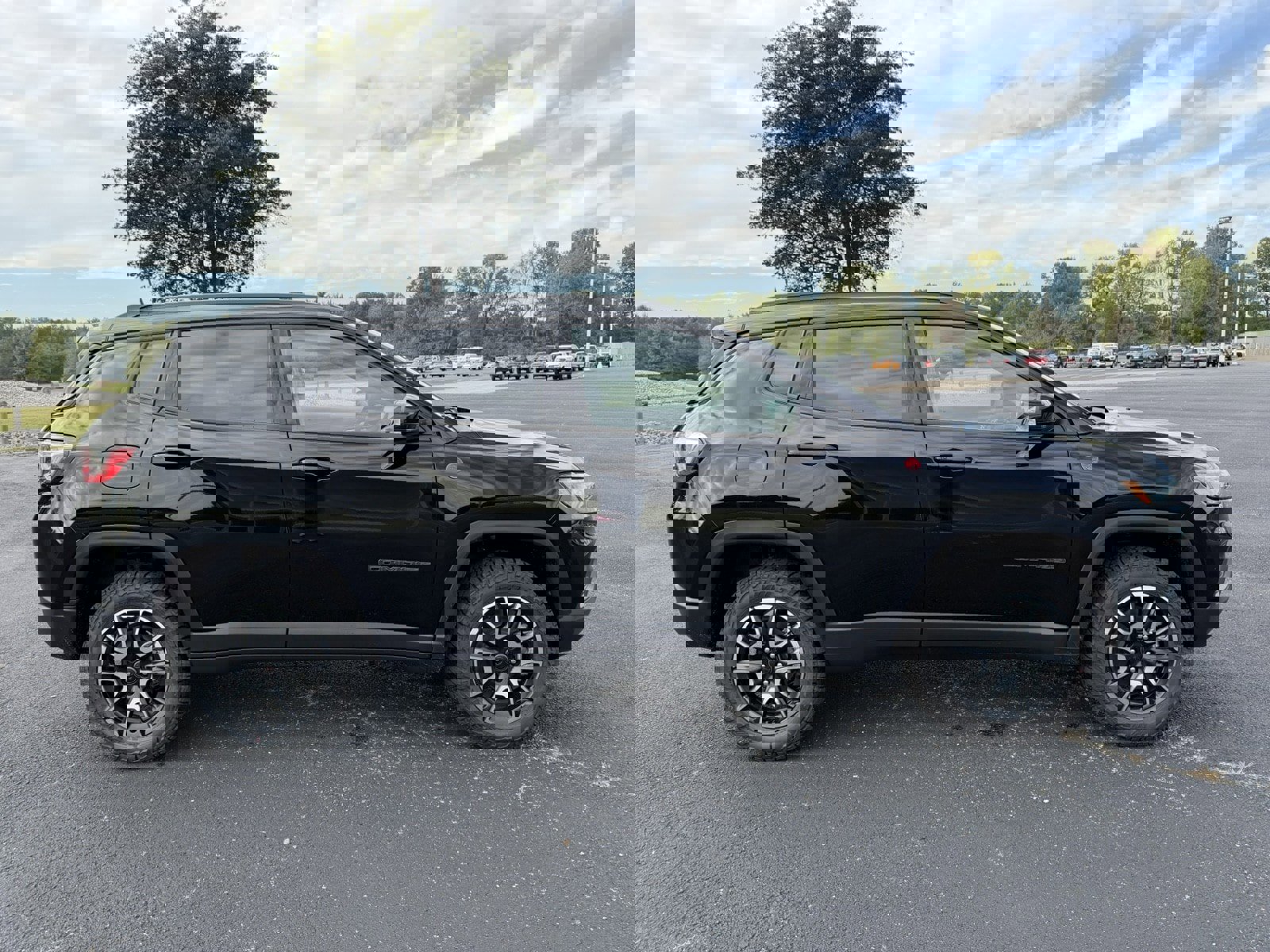 New 2026 Jeep Compass Trailhawk image 5